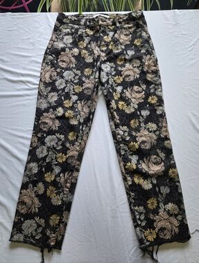Celebrity Pink High-Rise Floral Straight Leg Jeans